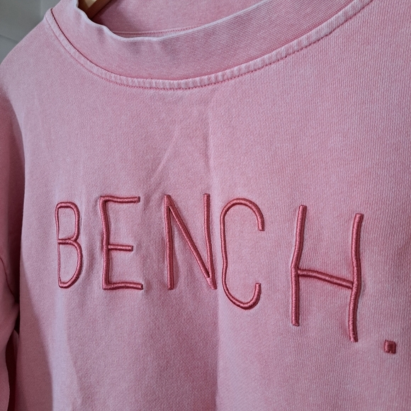 Bench | Coral pink raised embroidered logo crew neck sweater - Picture 4 of 12